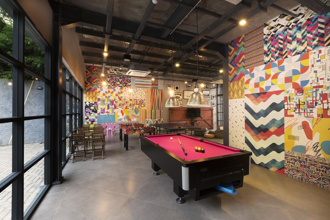 Nomad Hostel Kemang Jakarta Exterior photo